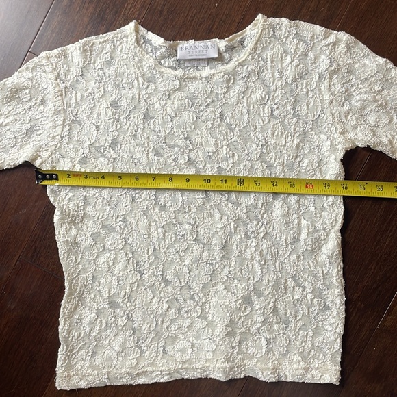 Vintage White Lace Short Sleeve T Shirt Blouse Size Medium - Picture 5 of 6